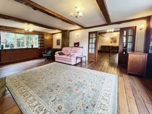 Lounge- click for photo gallery